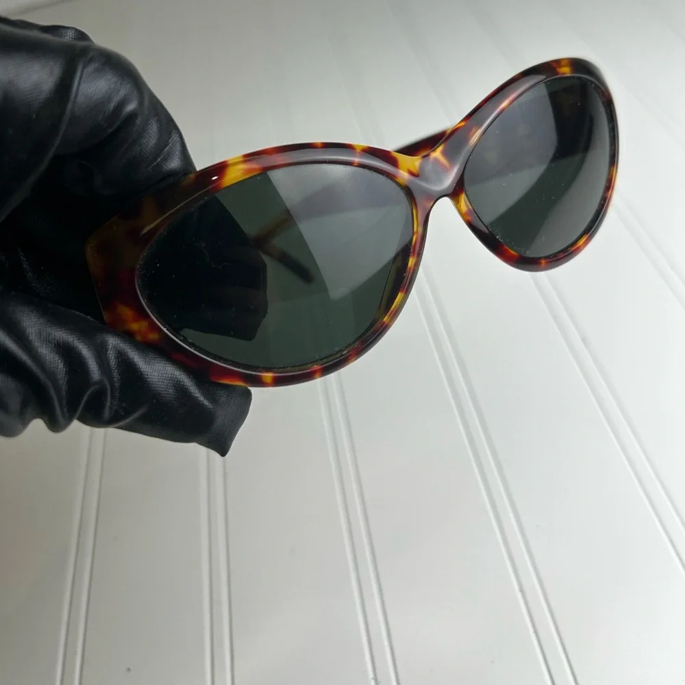 Gucci Womenโs Leopard Tortoise Double G Wrap Sunglasses - Picture 7 of 15